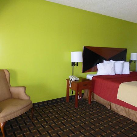 Coach Inn - Саммервилл Экстерьер фото