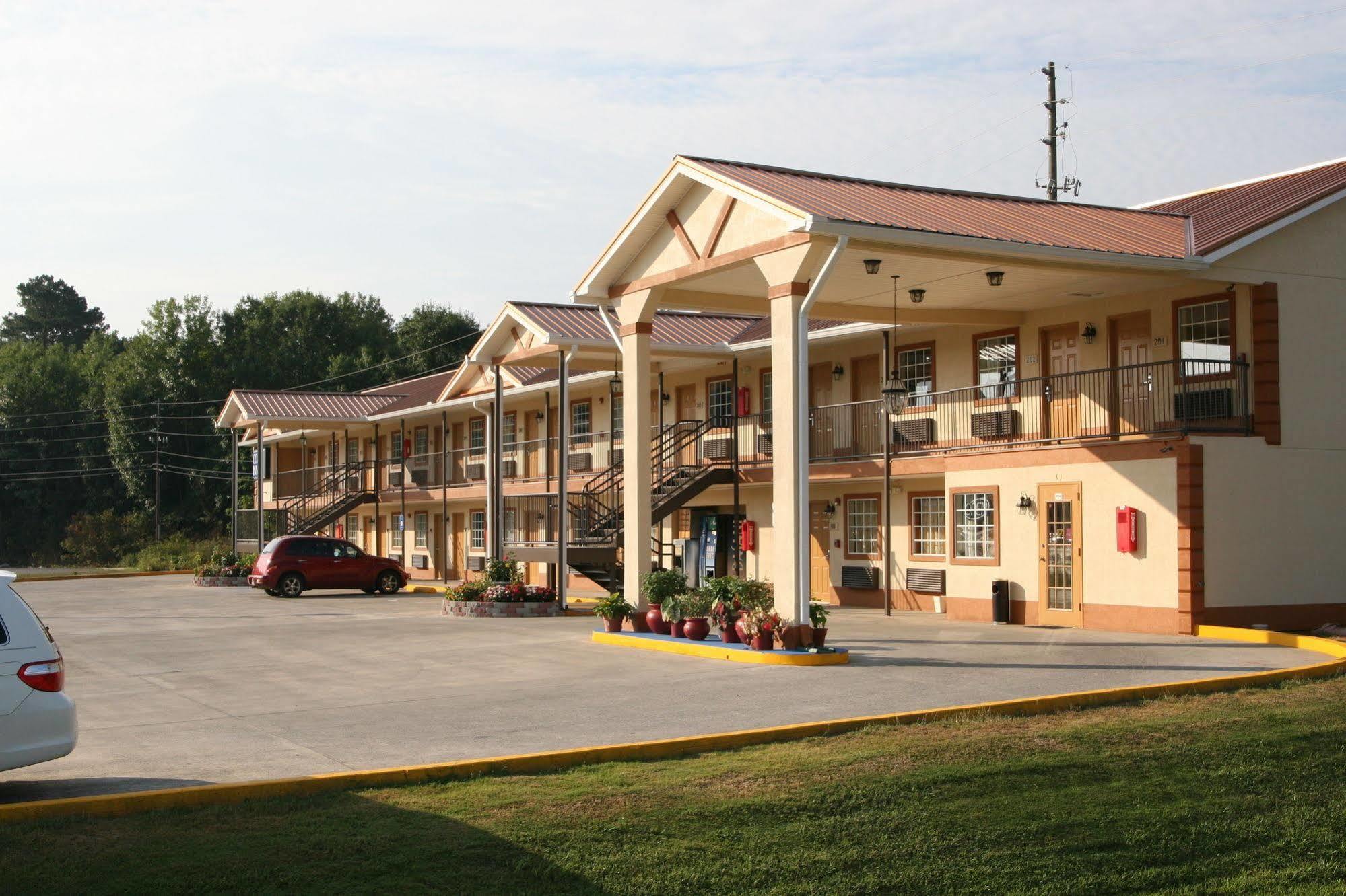 Coach Inn - Саммервилл Экстерьер фото