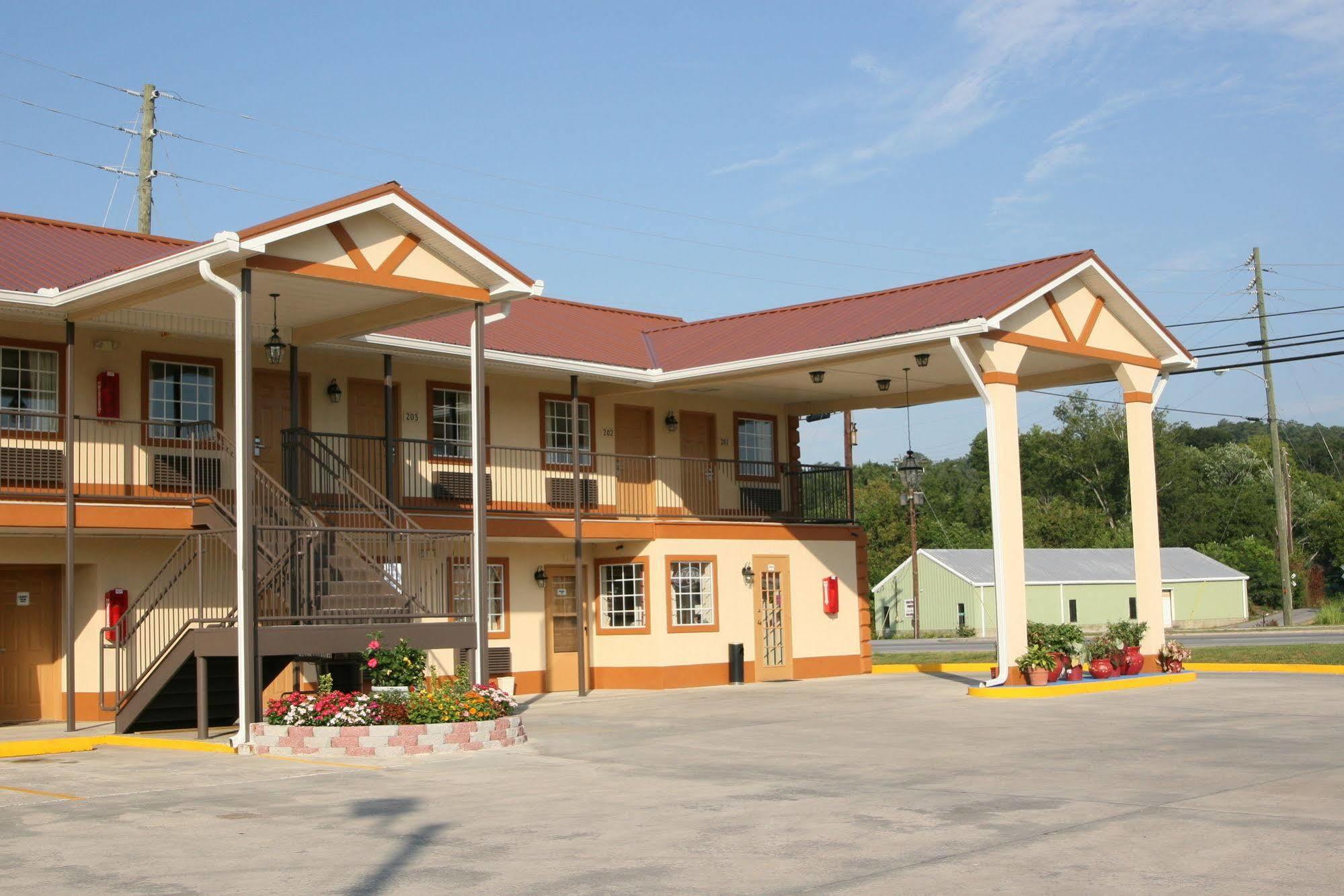 Coach Inn - Саммервилл Экстерьер фото